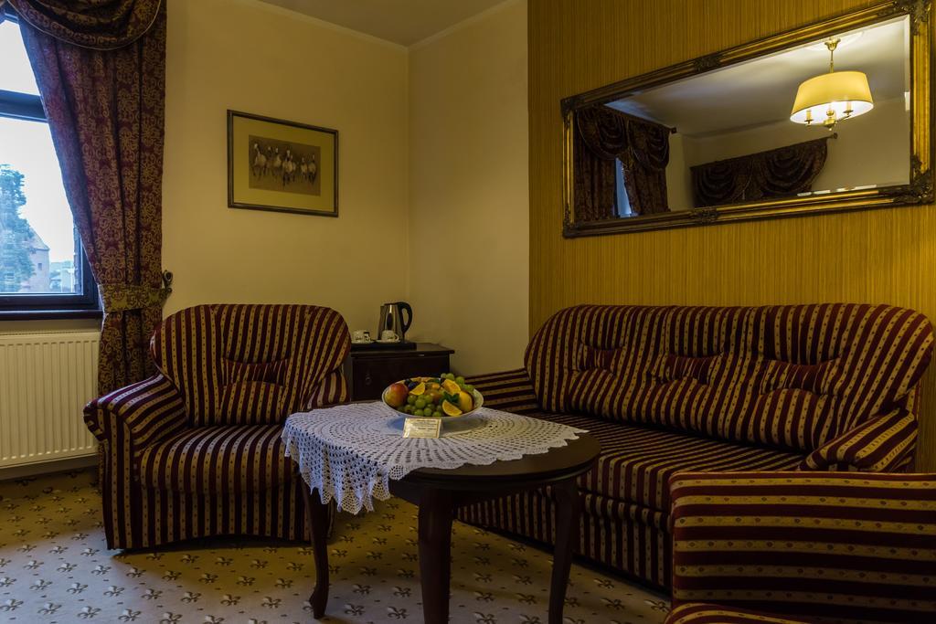 Zamek Gniew - Palac Marysienki Room photo